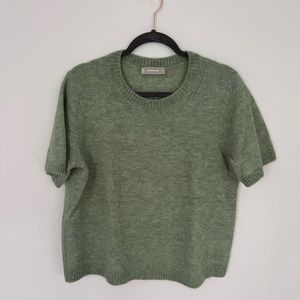 Green everlane short sleeve sweater, excellent quality